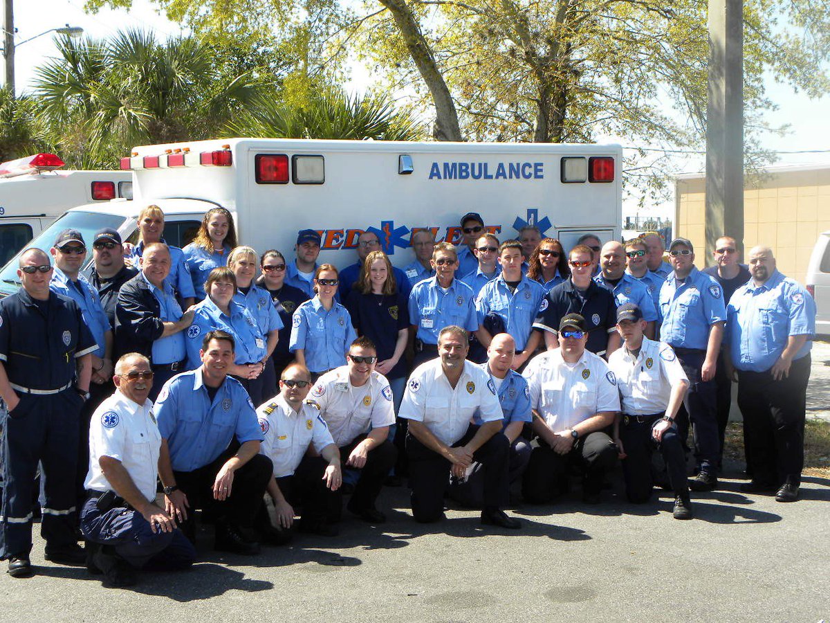 medfleetamb's tweet image. Medfleet is accepting apps for full time and part time Paramedics and EMTs. Apply online at medfleet.com #paramedicjobs #EMTjobs