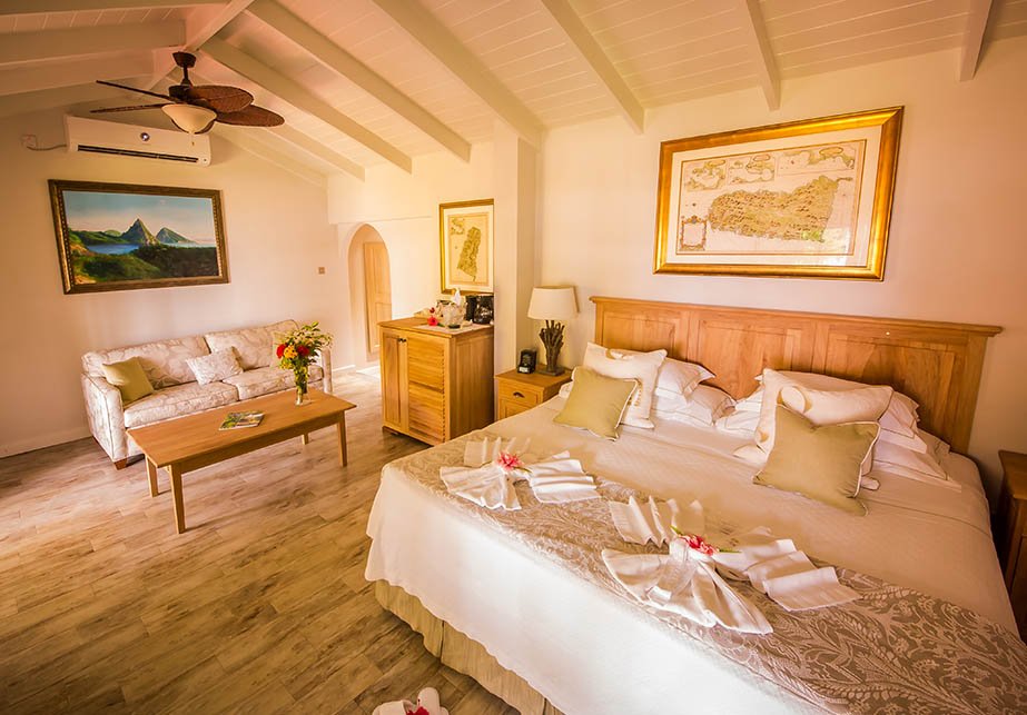 ITCTravel's tweet photo. We love the new look of @EastWindsHotel after their recent refurbishment! #MondayMotivation #LuxuryTravel #StLucia https://t.co/jWbxZrBu35 https://t.co/xx7jBvxkk9