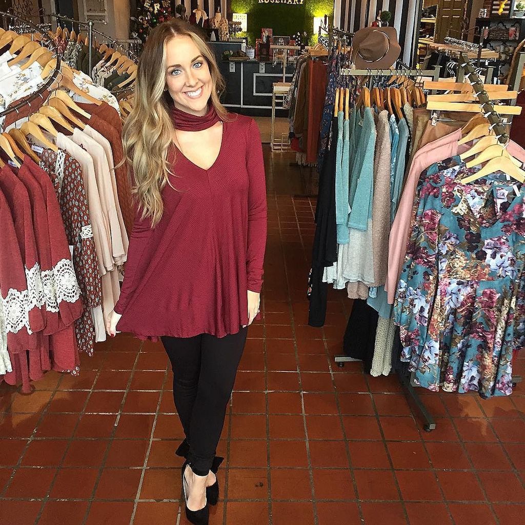 fandrboutique's tweet image. Wrap it up and put a bow on it! She will love it!! #merrychristmas #itsbeginningtolookalot… ift.tt/2gulemx