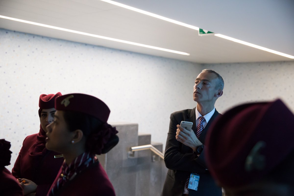 _AlexGodin's tweet image. why does @qatarairways continue to lie to its customers. 36 hours after an emergency landing we are still waiting for answers.