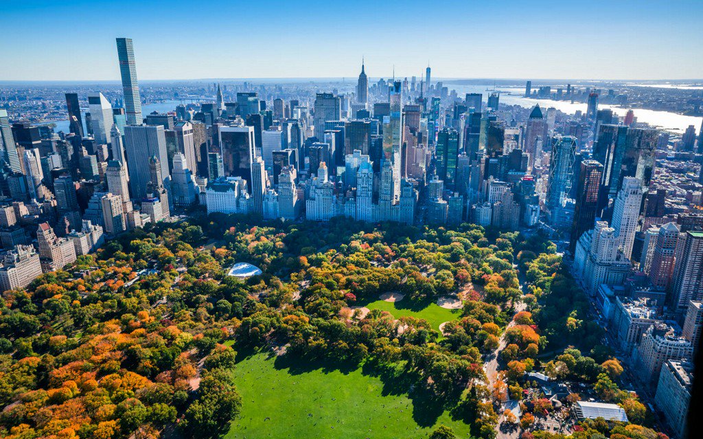 TravelLeisure's tweet image. The year's most Instagrammed cities around the world tandl.me/2h6SQa1