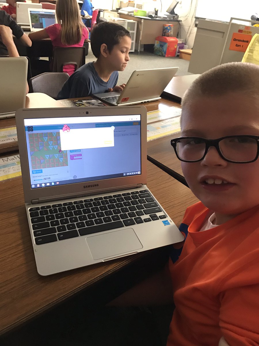 MrBudekWDP's tweet photo. Matthew dominated angry birds with his codes! #wdpcodes #wdpww https://t.co/4nN1zjeqsp