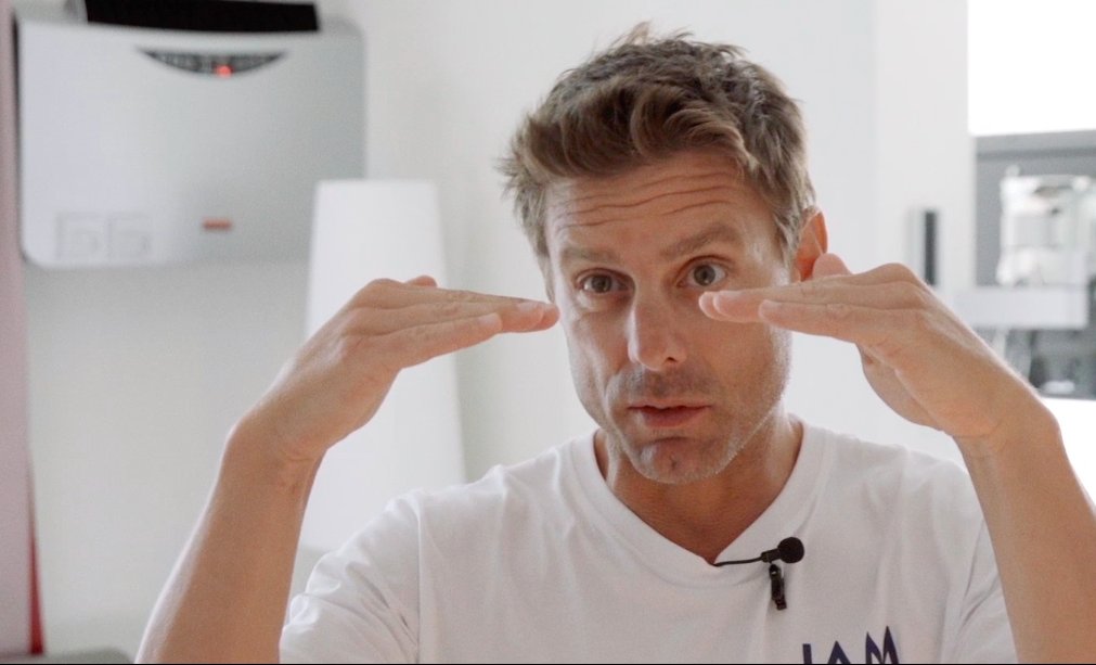 IAM_Cycling's tweet photo. #TeamIAM Like never seen before. 

#KeepFighting The Documentary 🎥🚲

Full length video https://t.co/TGeaDZbPKe https://t.co/rXjQ37B0iZ