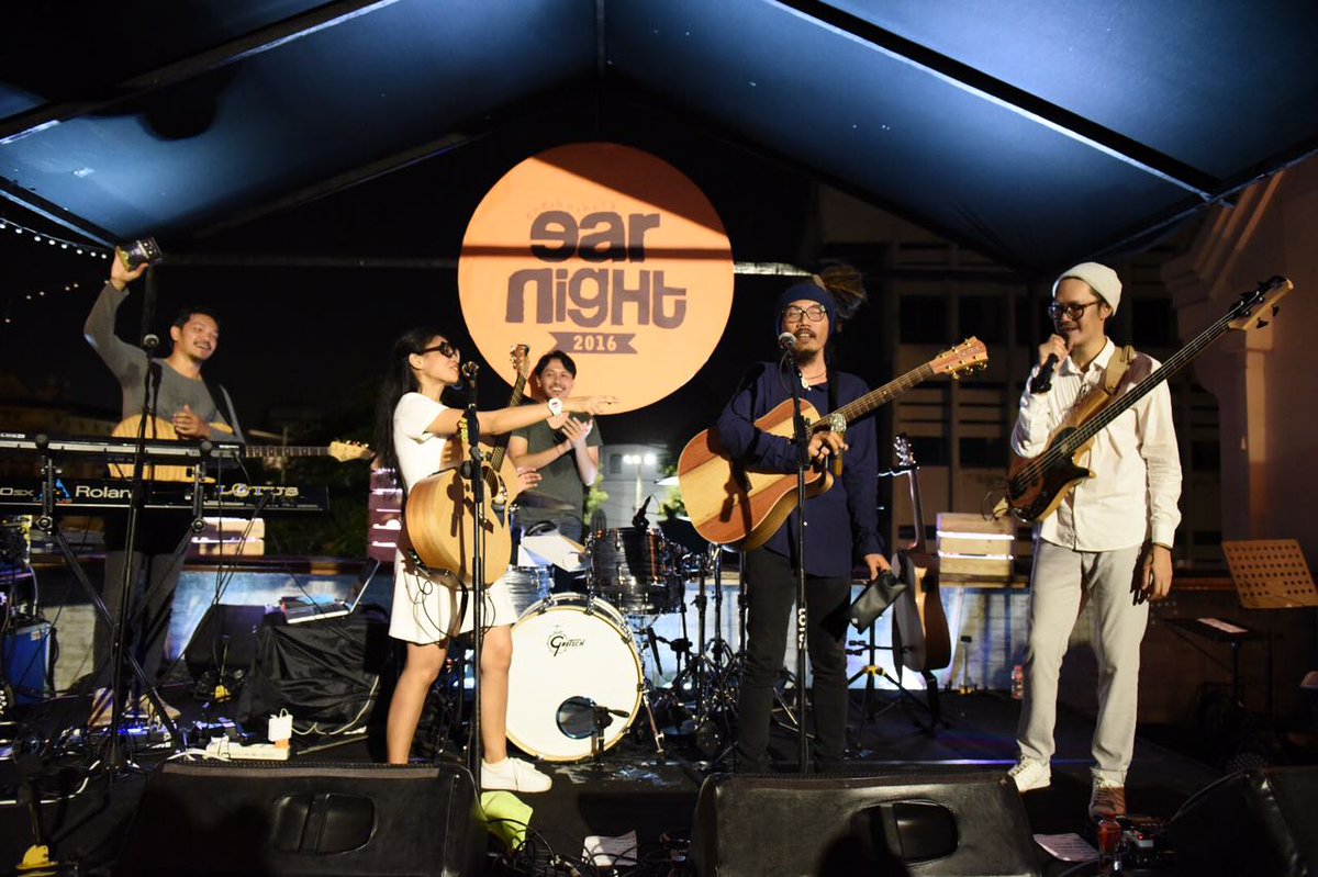 earNight 2019 tweet media