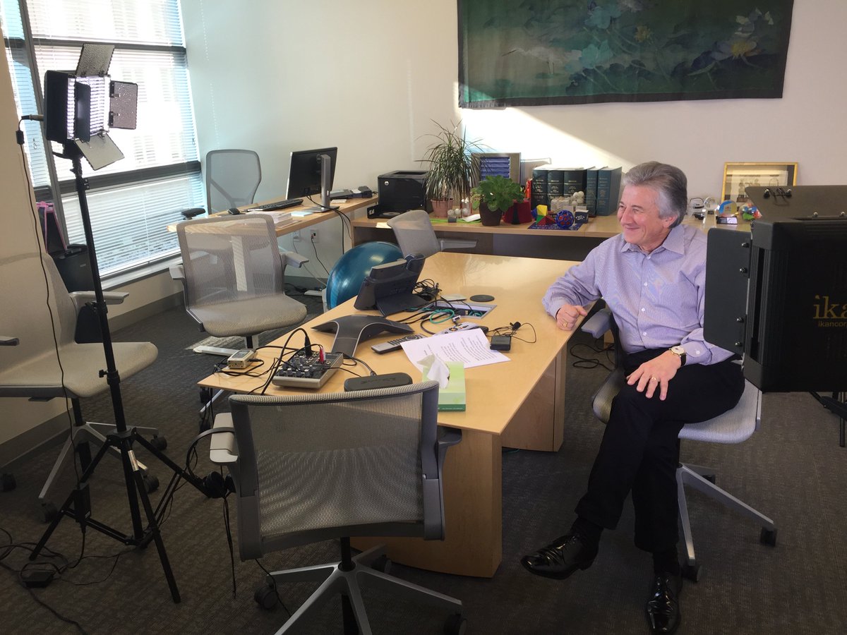 ComscoreJobs's tweet photo. Working on new and exciting initiatives here at #comScore with our CEO @gfulgoni! #LifeAtcomScore https://t.co/SwL5YKmMjb