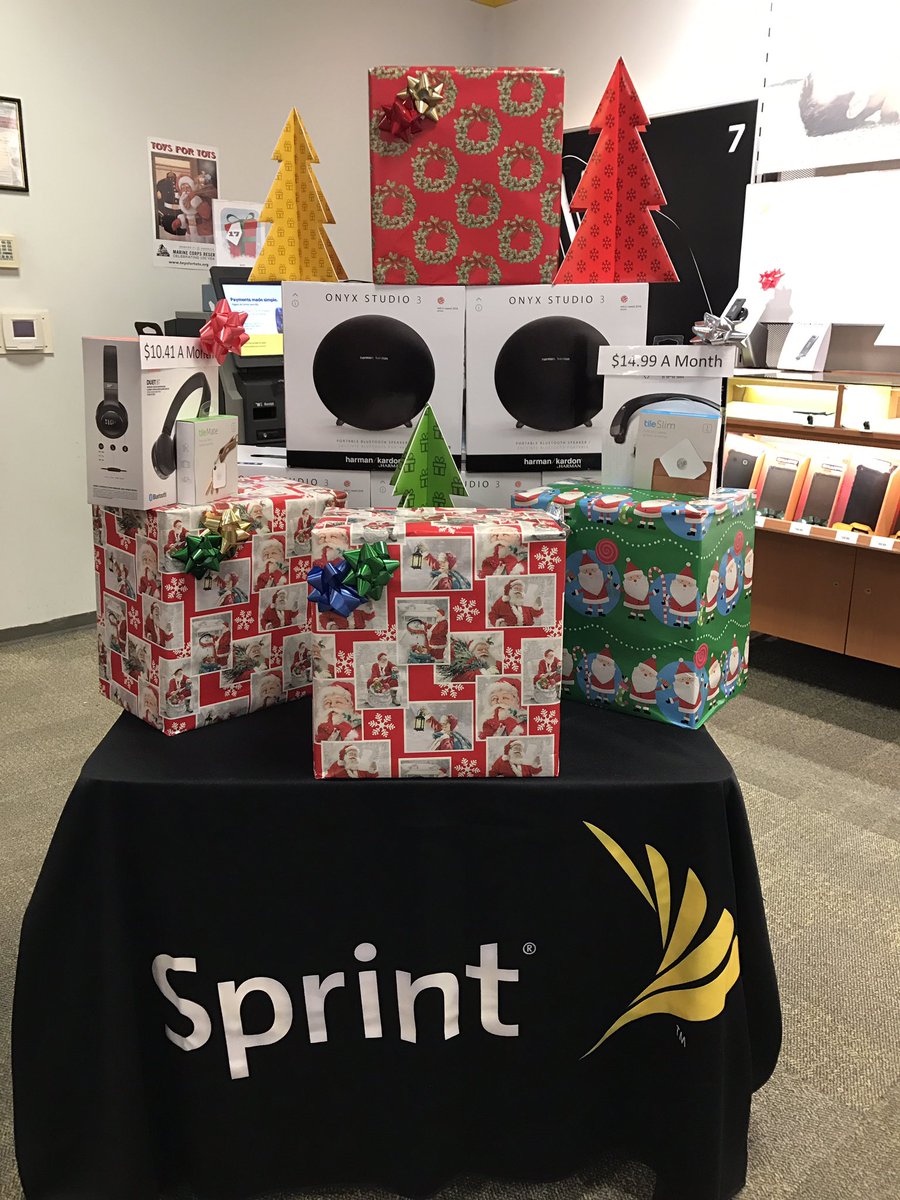 SprintStore_774's tweet photo. Come in to your local Sprint Store on Austin Highway😊
Lets get you some great holiday specials and save you some money💰
#ReadySetSave https://t.co/o2rlzv7e7p