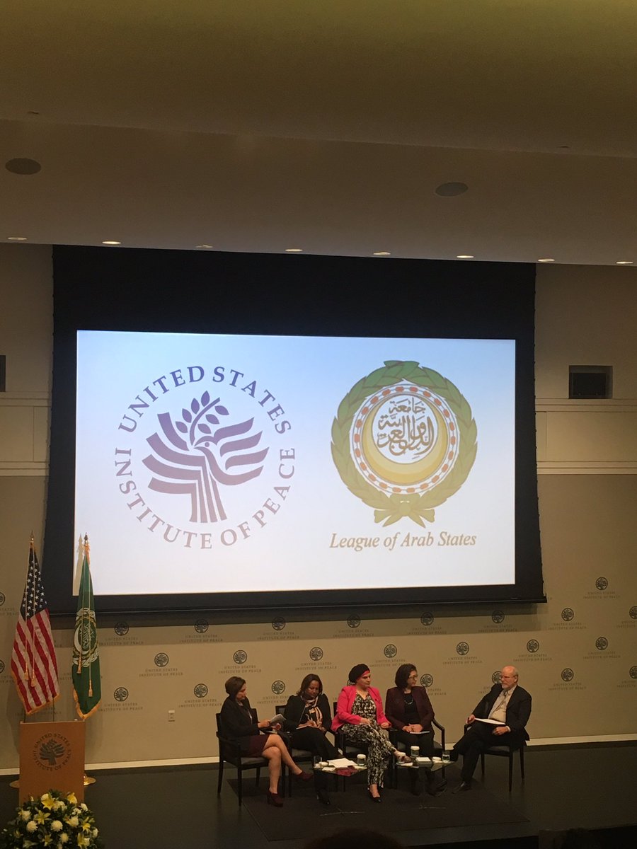 ARC4Syria's tweet photo. Excellent panel on empowering women and rebuilding #menawomen  #menaleaders #arabamercianday #awomancan #crossredlines https://t.co/4mdCtqV1AS