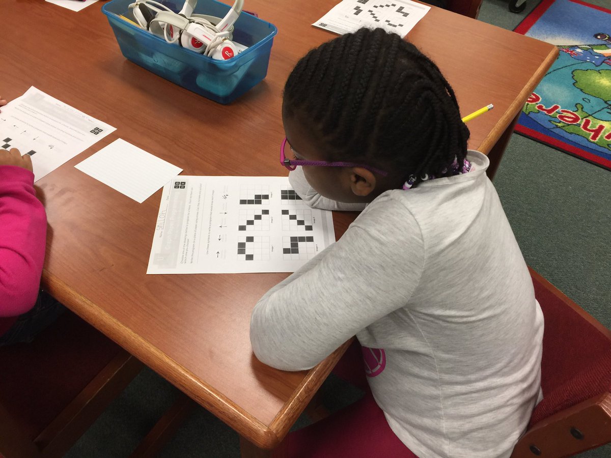 ramsey_kimberly's tweet photo. 1st Grade creating algorithms! @NCSS_LMS @OHES_Covington #NCSSBeTheBest #HourofCode https://t.co/6LBQMyMfNO