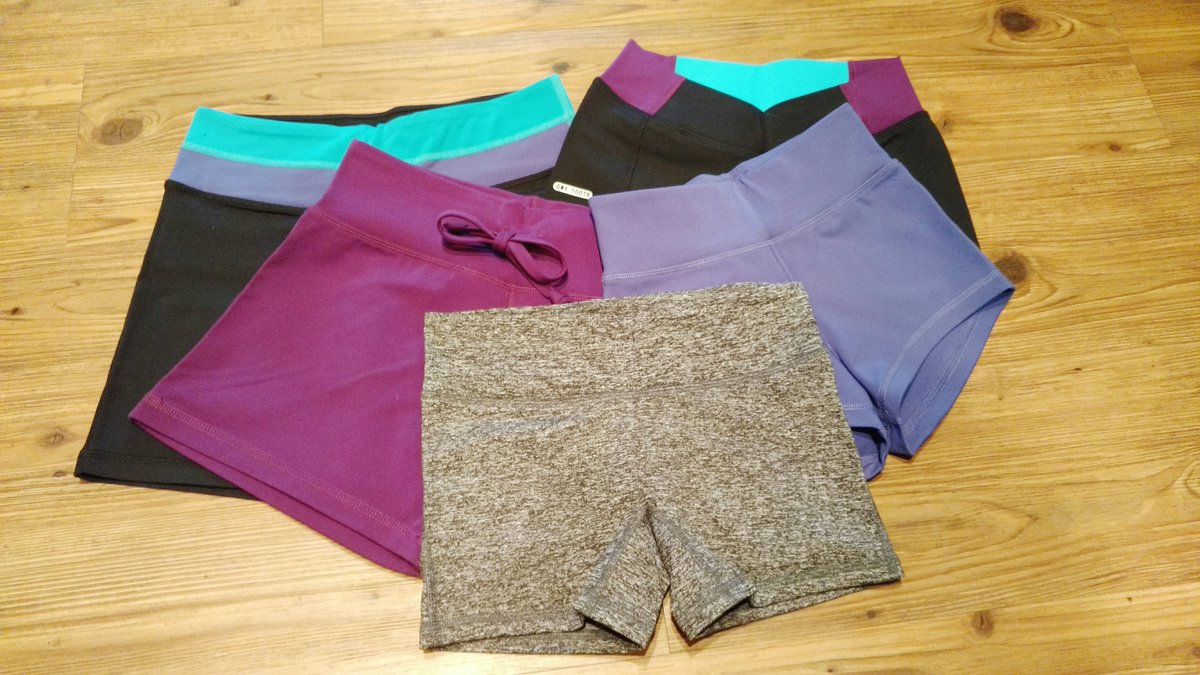 OneToothStoon's tweet photo. Snowfall doesn't mean you cant buy shorts! Come in and check out our colours and styles! #yxe #saskatoon #snow https://t.co/pS2mklZnnn