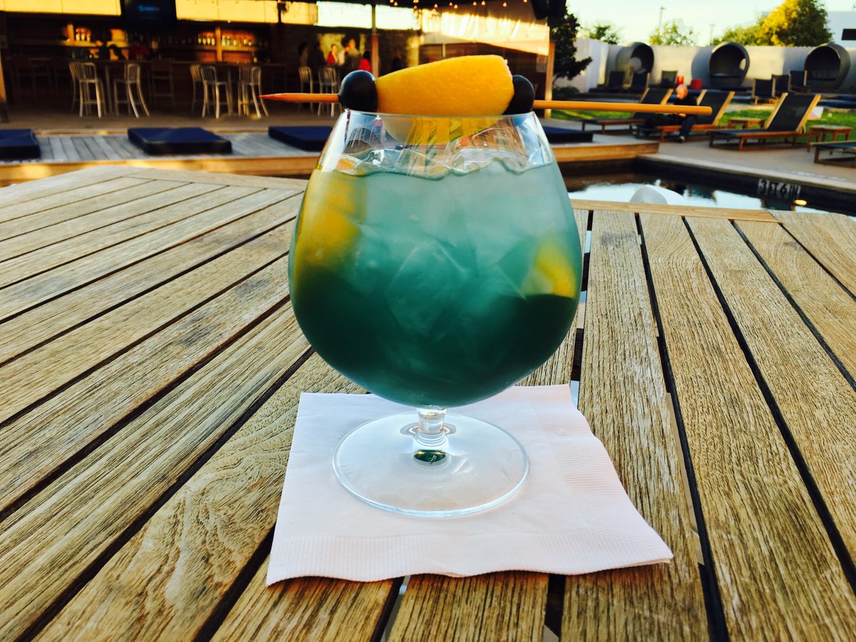 NYLOLasColinas's tweet photo. Come by for a Blueberry Moonshine Lemonade to celebrate #RepealDay! https://t.co/h082aCWYcP