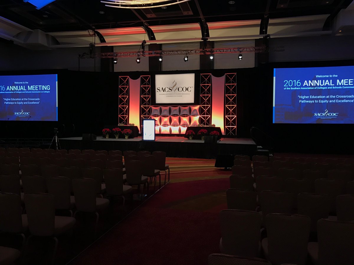 crescentevents2's tweet photo. Great show this week with the Southern Association of Colleges and Schools Commission on Colleges. #CrescentEventProductions #SACSCOC https://t.co/5rOsoAVnPy