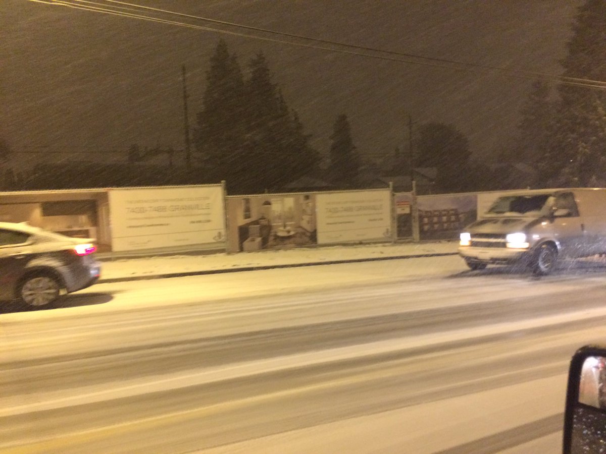 Fshoutofwater's tweet photo. Oh Vancouver learn how to drive. It's so embarrassing. New invention up here y'all: #snowtires https://t.co/QCysfN7bvs