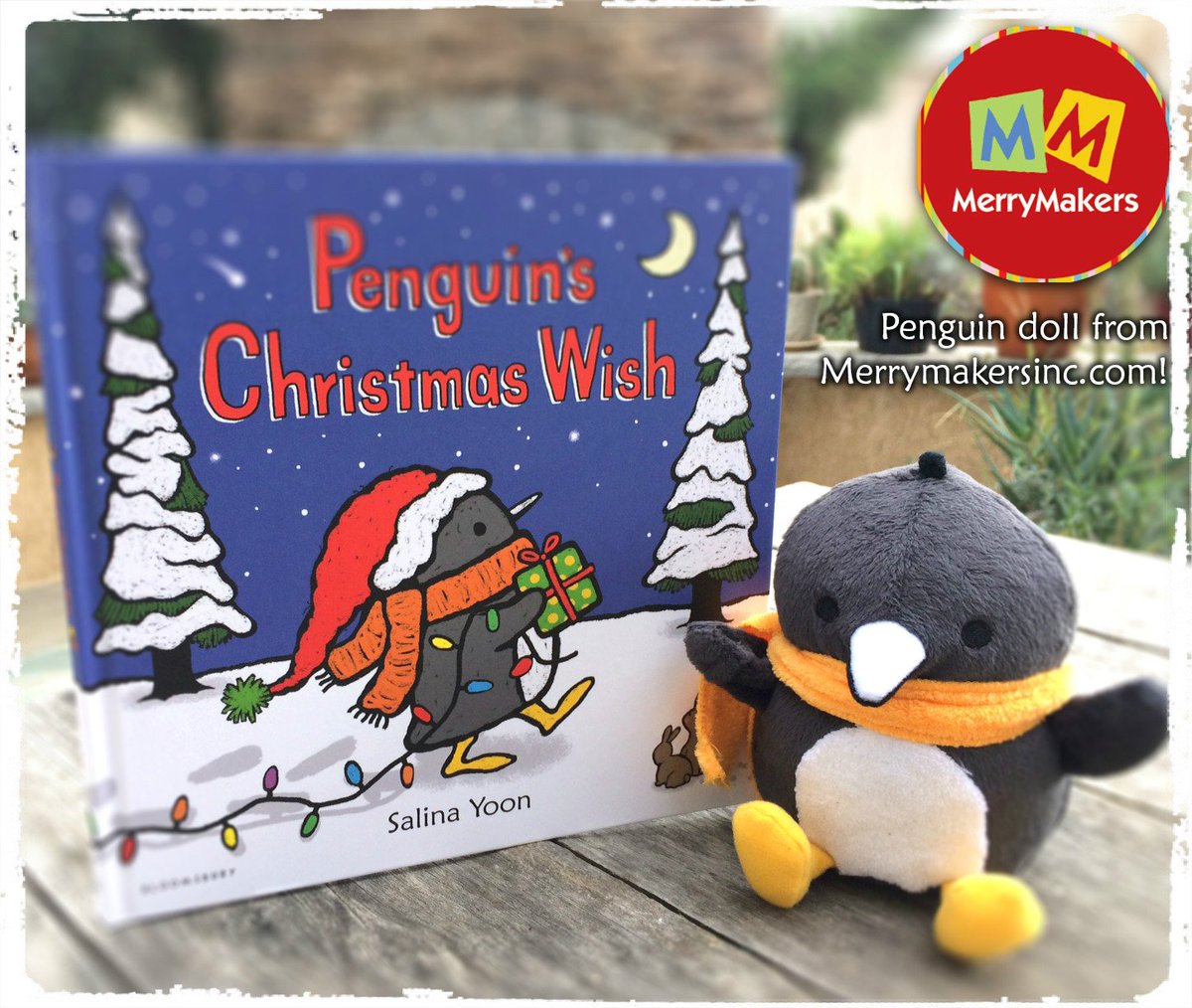 SalinaYoon's tweet photo. Penguin wishes you a Merry Christmas! RT before midnight for a chance to win signed book AND doll! @merrymakersinc https://t.co/th4b4E8RTY https://t.co/xci1DHdo7s