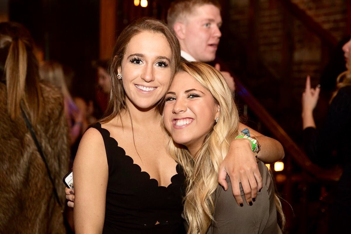 This Big/Little duo had a blast at Semi-Formal this past weekend! 👌🏽