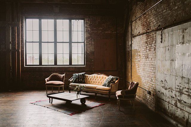 greenpointloft1 tweet media