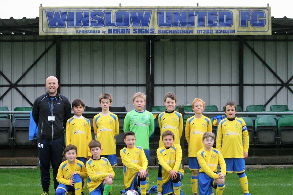 Panelcraft's tweet image. The Winslow Tigers Under 10 team look splendid in their new Aylesbury Panelcraft sponsored kit. Good luck for the rest of the season boys