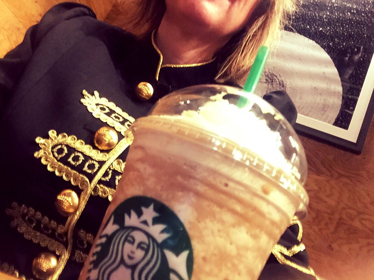 OHaraboutique's tweet photo. @OHaraboutique @LaCondesaConde @starbucks_es https://t.co/lETDroSMjI