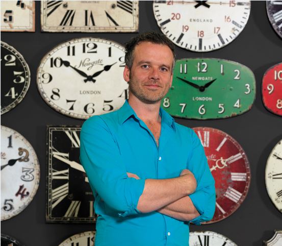 Clocks, coffee and the difference between tomato &amp; tom-ay-to. @newgateclocks &amp; <a href="/British_Airways/">British Airways</a>  - Read more here! newgatewatches.com/magazine/2016-…