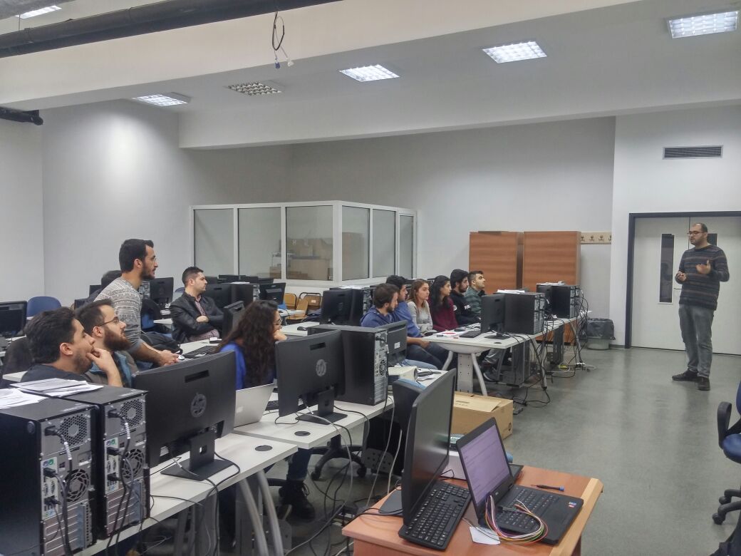 ae2project's tweet photo. Polly Electronics &amp; Automation ile belirlikte düzenlediğimiz RPI eğitimini tamamladık. Görkem Ziya Yanık'a teşekkür ederiz. #Ae2ProjectTeam https://t.co/Ad4XO8ir0Z