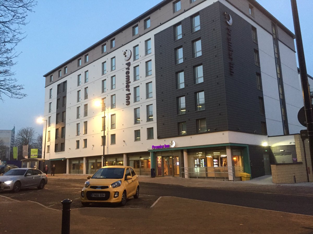Daniel_SW7's tweet photo. Great first day as OM at this beautiful hotel! What a team 👌🏻 Derby City Centre! @Sheffield_PI @smmottram #no1opsteam #brilliantpeople https://t.co/QaY1NWdw0J