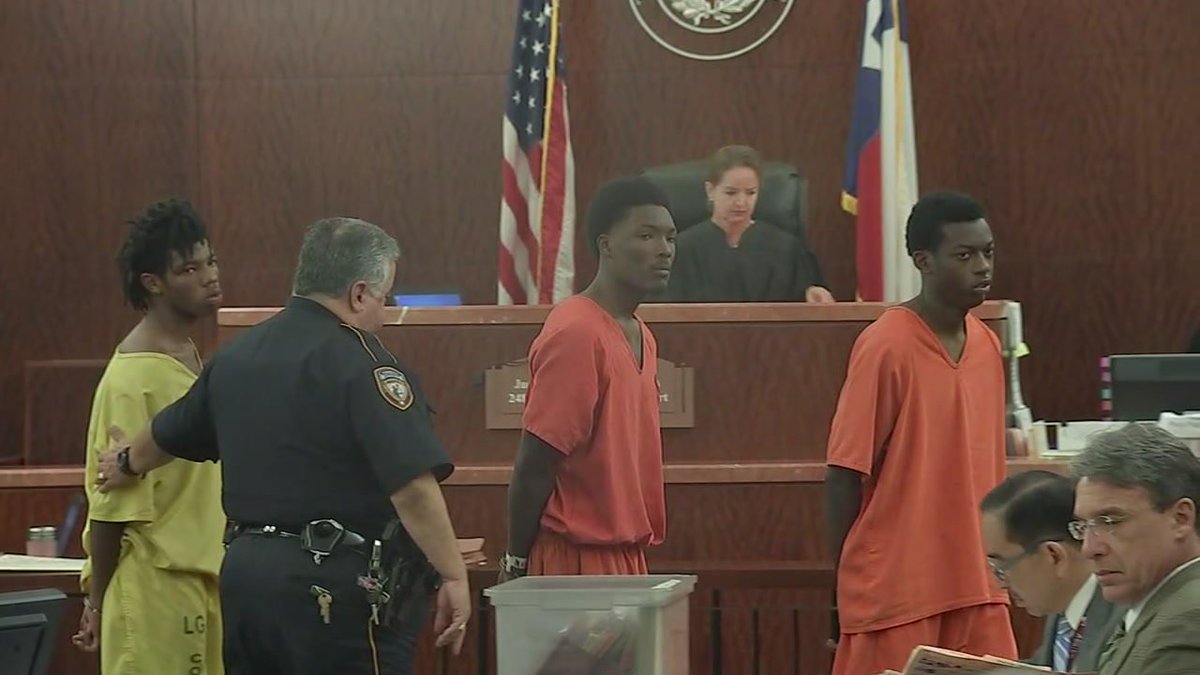 abc13houston's tweet photo. #Update: Three men charged in 4-year-old's murder seen in court. #ABC13 https://t.co/aTmyDZAIcS https://t.co/ioLm5YkW5k