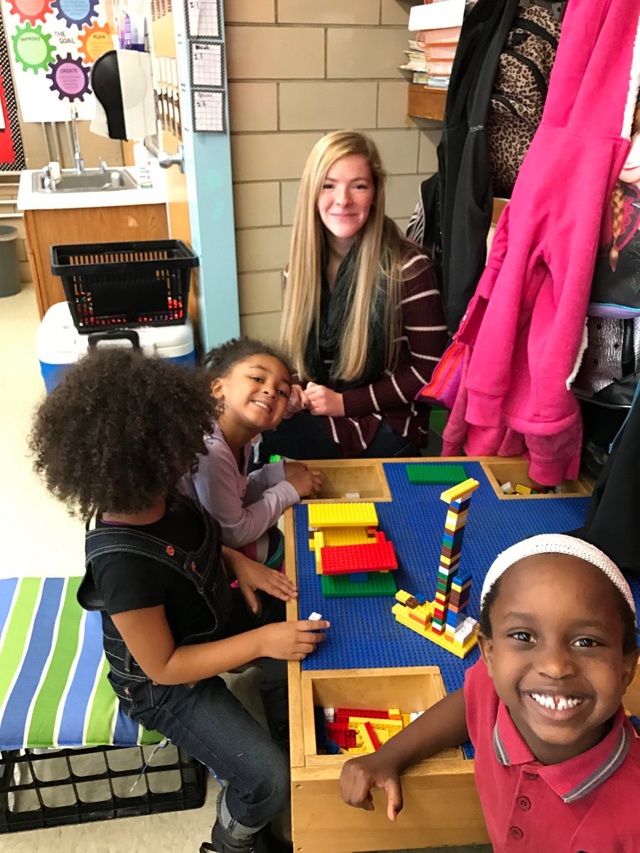 webblaura's tweet photo. #cmaprincipal https://t.co/KnnvlZvuOS