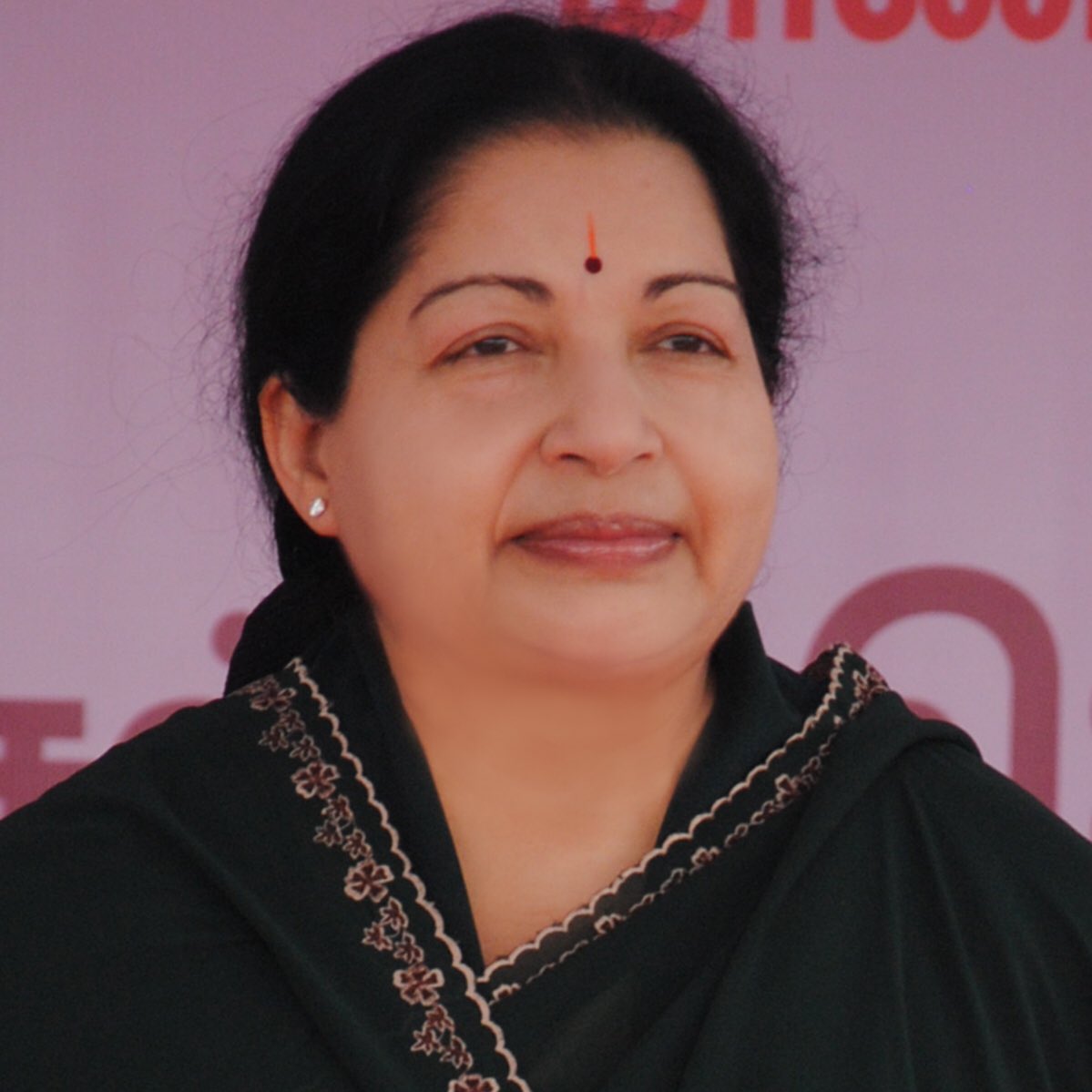 iDPrabhu's tweet photo. #PrayforAmma #Getwellsoon #Jayalalitha #TNCM https://t.co/Wc59fPSS5Z