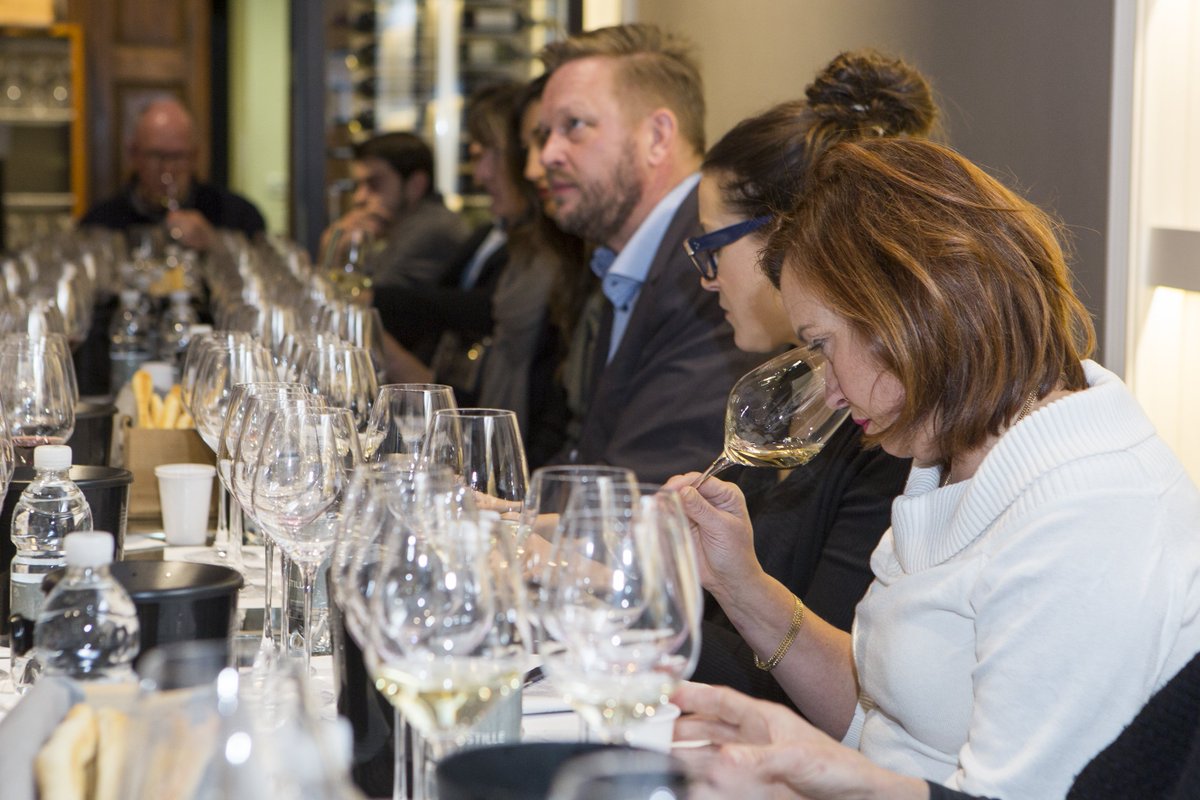 28 novembre/1 dicembre: Educational tour in #Piemonte per un gruppo di giornalisti scandinavi #ScandinavianWineTour: bit.ly/2h7aJWr
