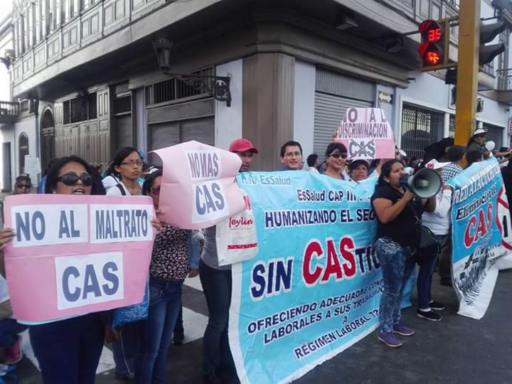Emep198's tweet photo. @ppkamigo @MecheAF @fzavalal Reclamo justo, por nuestros hijos por un futuro no somos trabajadores de segunda dejen precedente @Cas_a_728 https://t.co/Q2XRGCsz0I