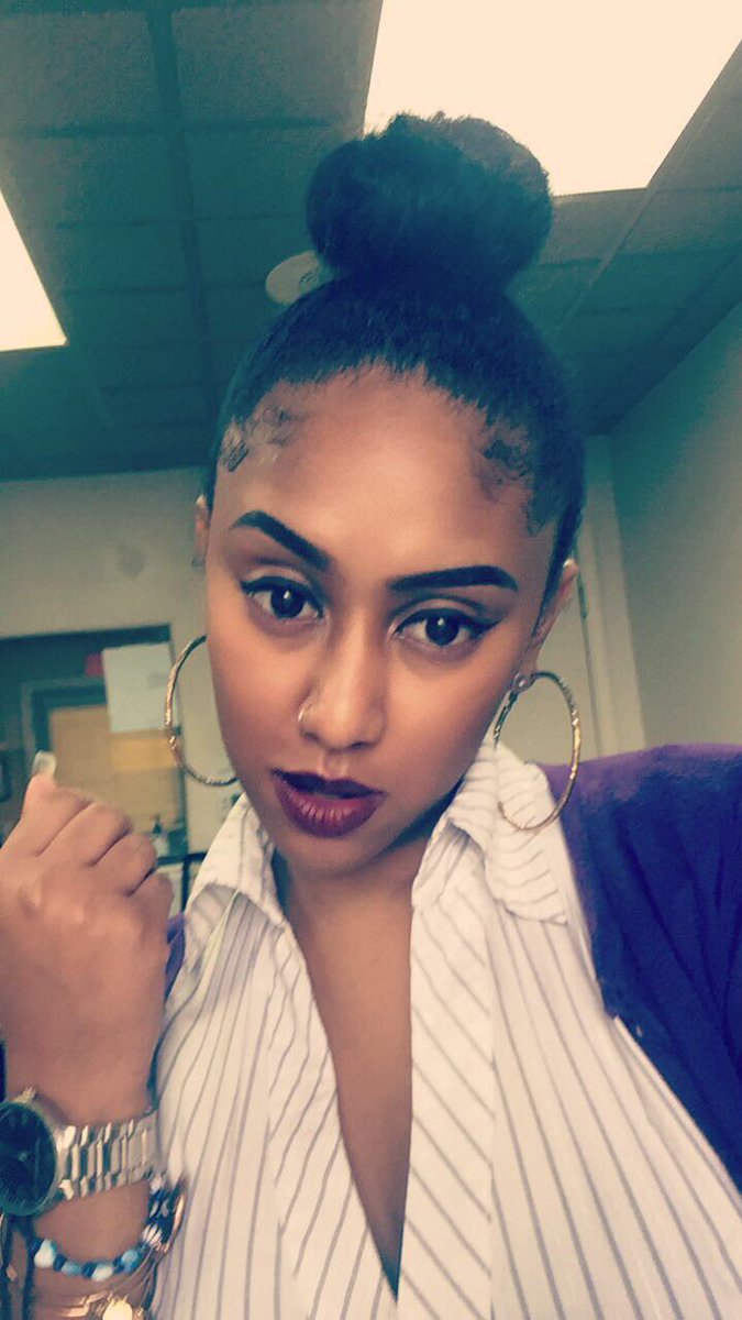 aDoseofYoko's tweet photo. #BlessTheTL they said ๐ https://t.co/KikxiyCttt