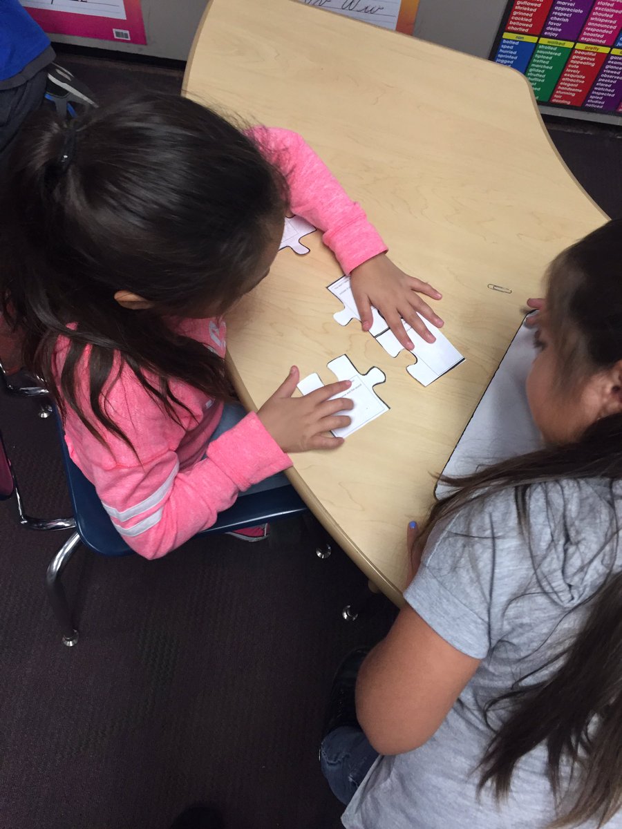 MsRossiterRHE's tweet photo. #didyouknow....the #mainidea is like putting a puzzle together?! #askus #wearewayne #secondgrade #whatsthemainidea #extendthatthinking https://t.co/QMAz30ViI2