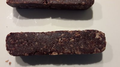 VeganOlive1's tweet photo. 10 days left to get up to 15% discount off #Noshbar for blog readers https://t.co/Bz5h0W4cub #Raw #Organic #Handmade #Additivefree #Yum https://t.co/7rU0UfwdDN