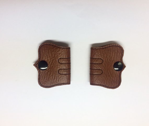 pjsembroidery's tweet photo. If you need stocking stuffers, please visit my Etsy Store $5.00 cord-earbud holders. I do take custom orders. www.etsy/shop/pjsembroidery https://t.co/S0A2liMaRI