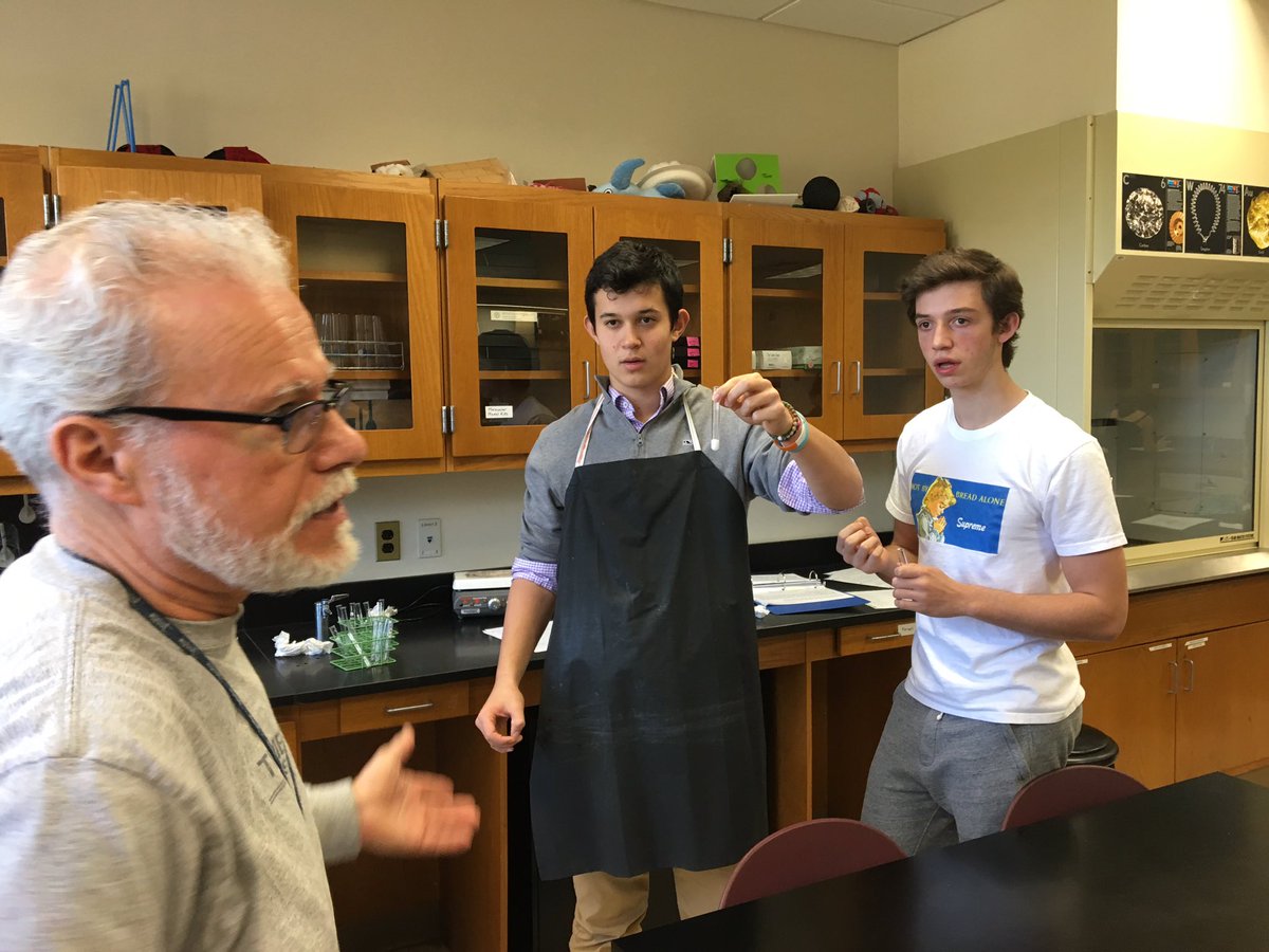 DaSilva's Chemistry 513 exploring solubility #scarsdaleHSpride