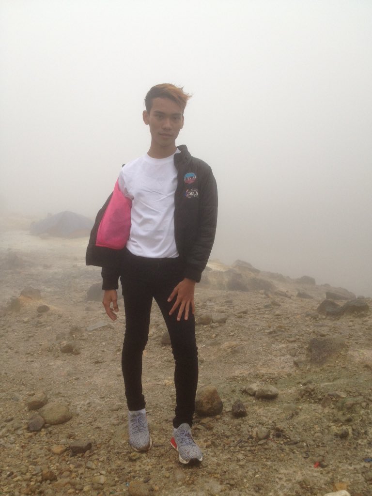 TommyWofficial's tweet photo. Mountain https://t.co/bDEN6OkPp6