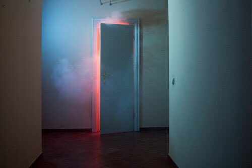 siIentsouI's tweet photo. Opening doors to a new world https://t.co/ZQ5ZgjGzsI