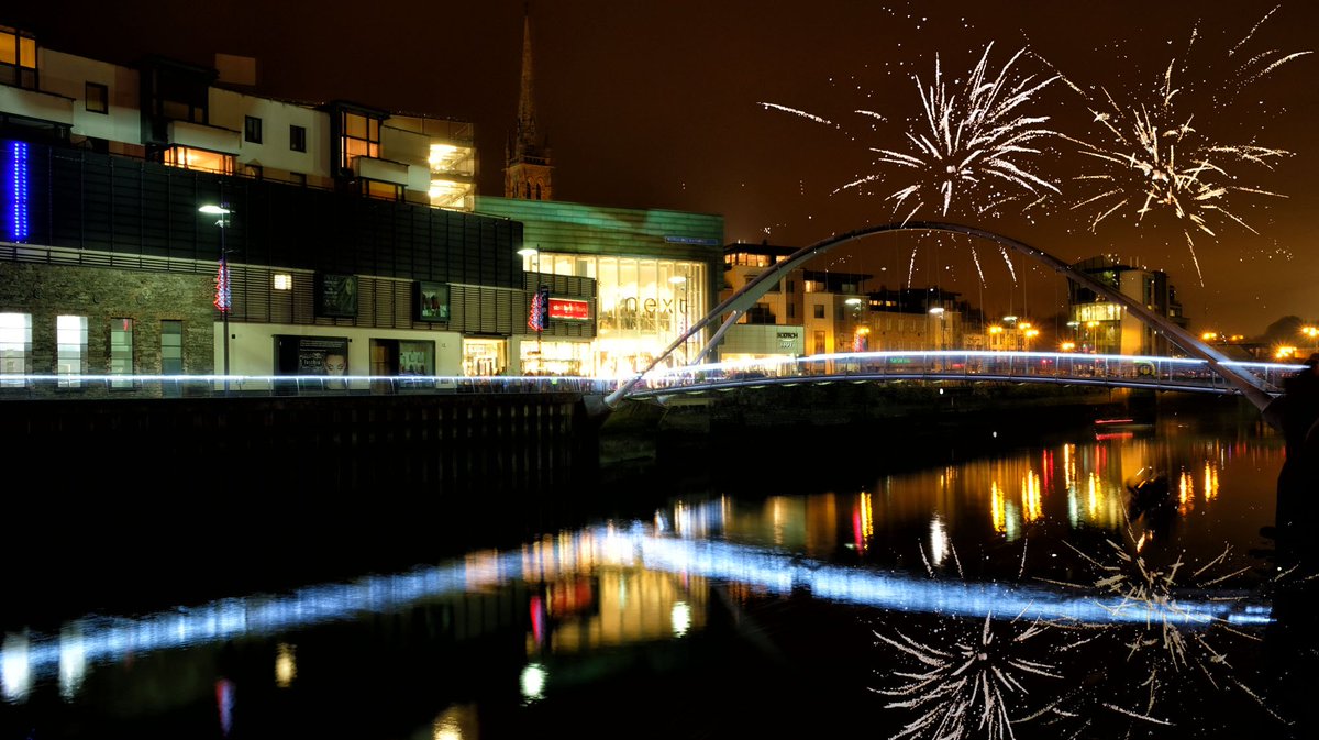 dfordamian's tweet photo. Been a while since I tweeted so here's one from the recent start of the christmas season in Drogheda @ScotchHall https://t.co/fSCJTz5AQE