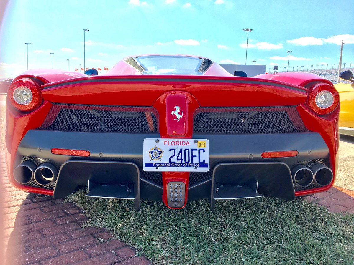 BarelyStreetabl's tweet photo. Favorite hybrid. Shell fuel & oil for superior protection. #LaFerrari
@Shell_OnTheRoad
@Shell_US #ShellVPowerNiTRO #ShellPurePlus https://t.co/gJkirK9LRt