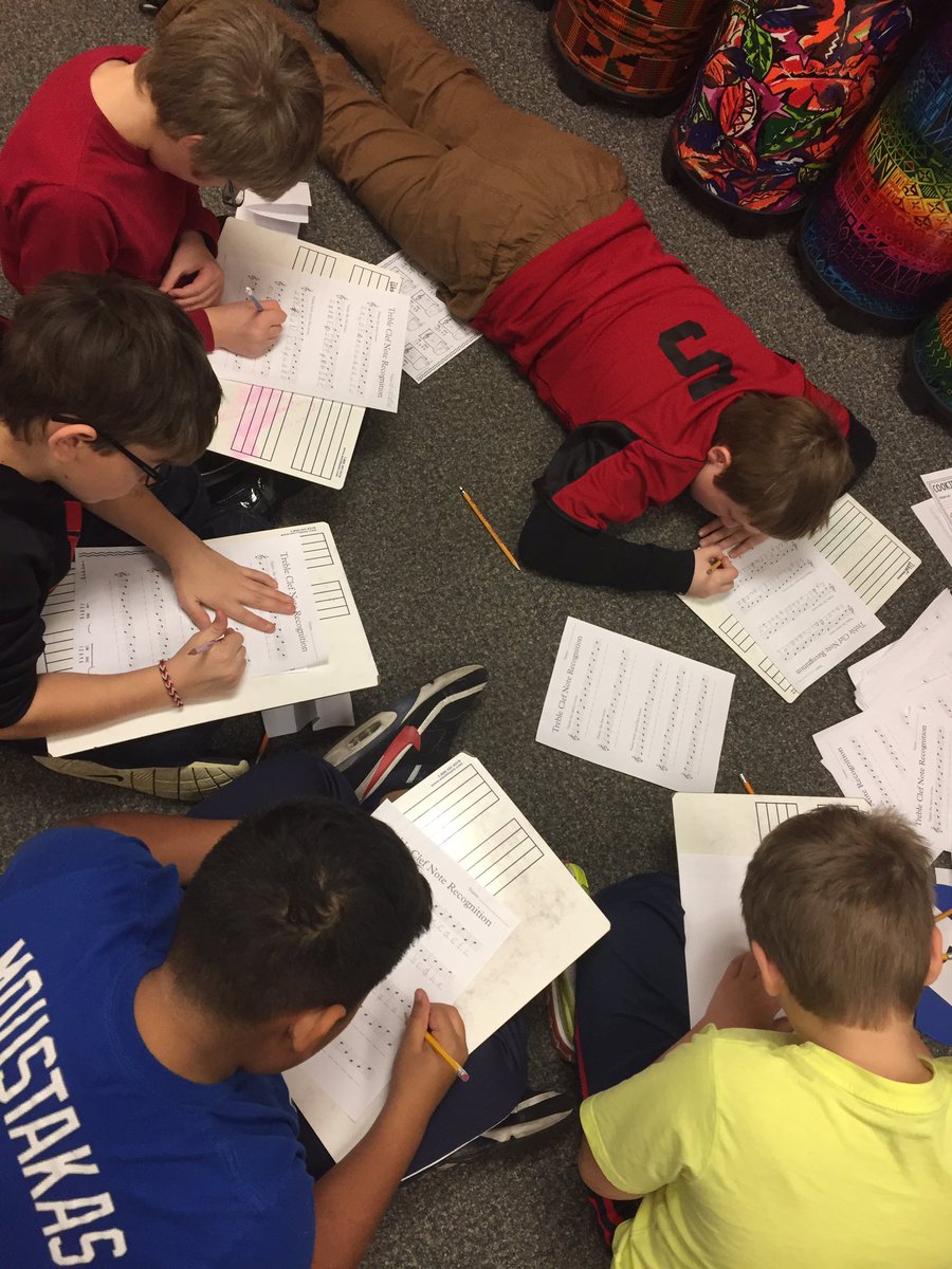SycamoreMusicK5's tweet photo. 4th graders get right back to learning the lines and spaces of the treble clef after a fabulous performance yesterday! #isdstrong https://t.co/rytGsJOKwp