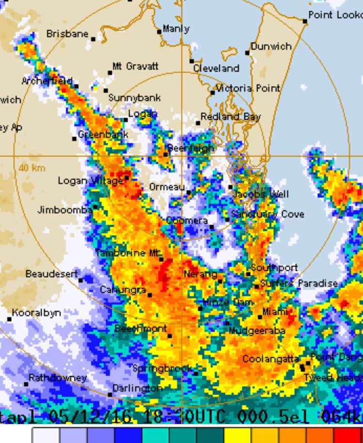 420am lightening show at #corinda this morning! So many strikes across the south #bnestorm <a href="/612brisbane/">ABC Brisbane</a> #612cc