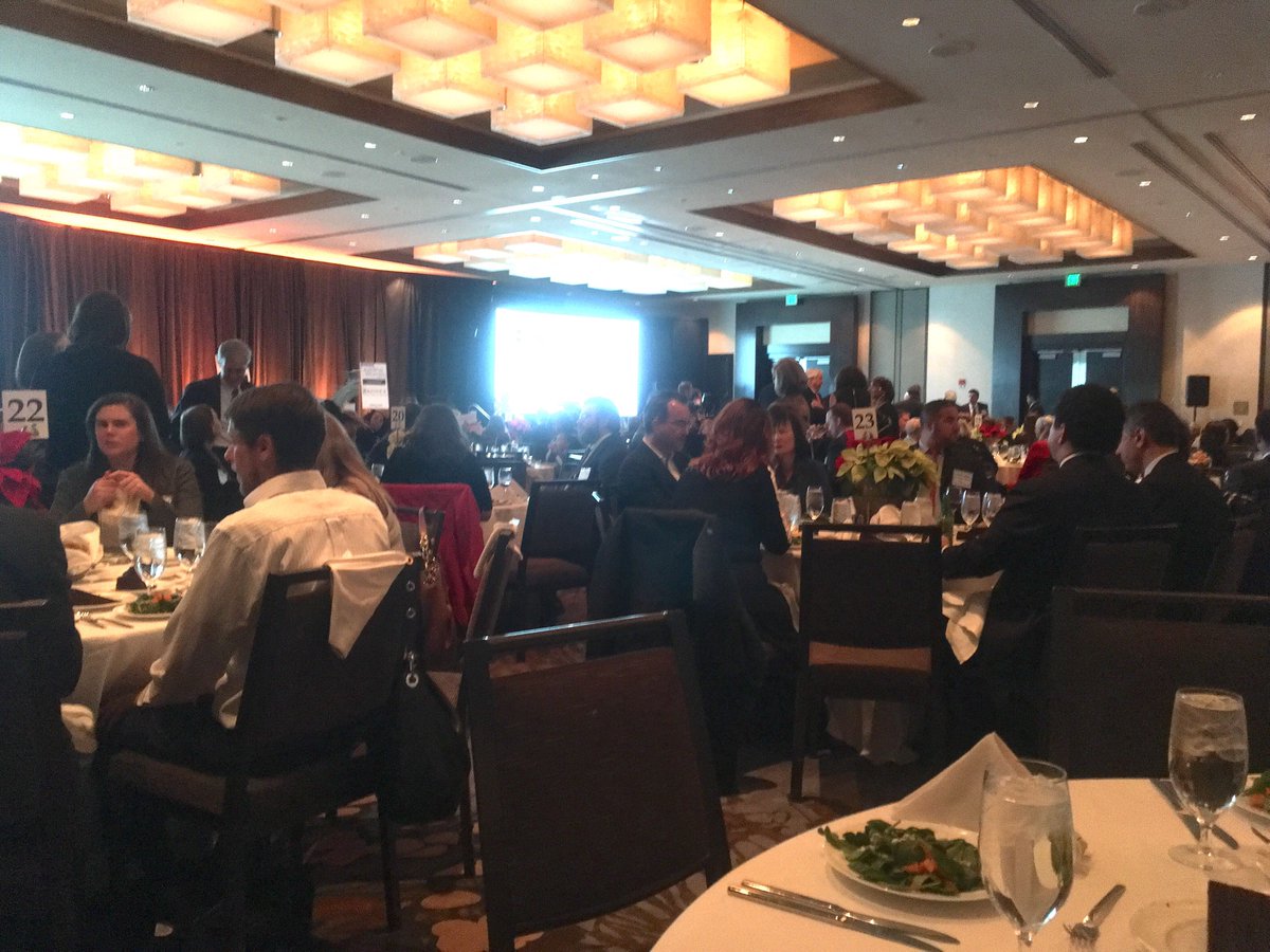 TDRJobs's tweet photo. We are thankful to have Governor @LarryHogan as a special guest tonight! #TDRawards #Leadingwomenawards https://t.co/TEyavlss4X