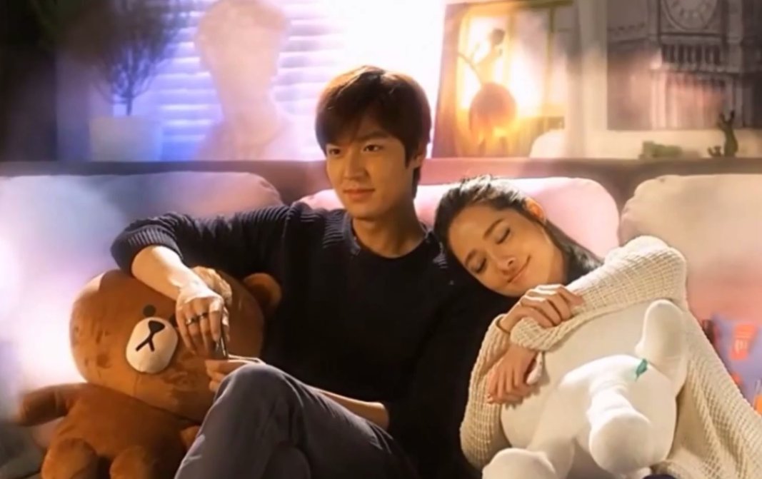 NancyZdramaland's tweet photo. Ever wonder about #BeaHayden the girl in #LeeMinHo's #LineRomance webdrama? https://t.co/cFgVXz8j9n https://t.co/tcWY6cxfVc