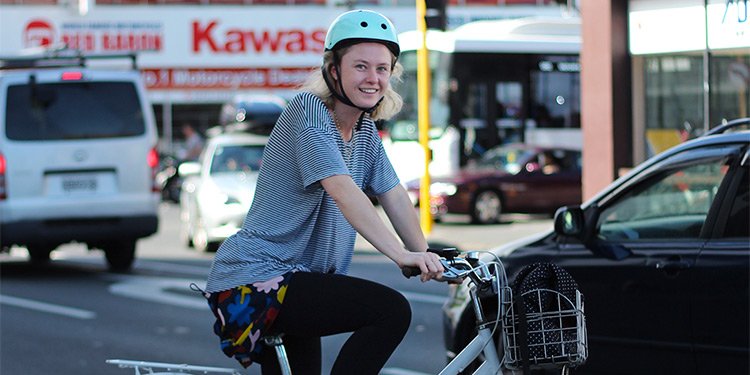 akbikestyle's tweet photo. "It’s nice to not have a car - I feel so much freer without one!" https://t.co/ALRh1ka6RH https://t.co/Jfj74mhw0j