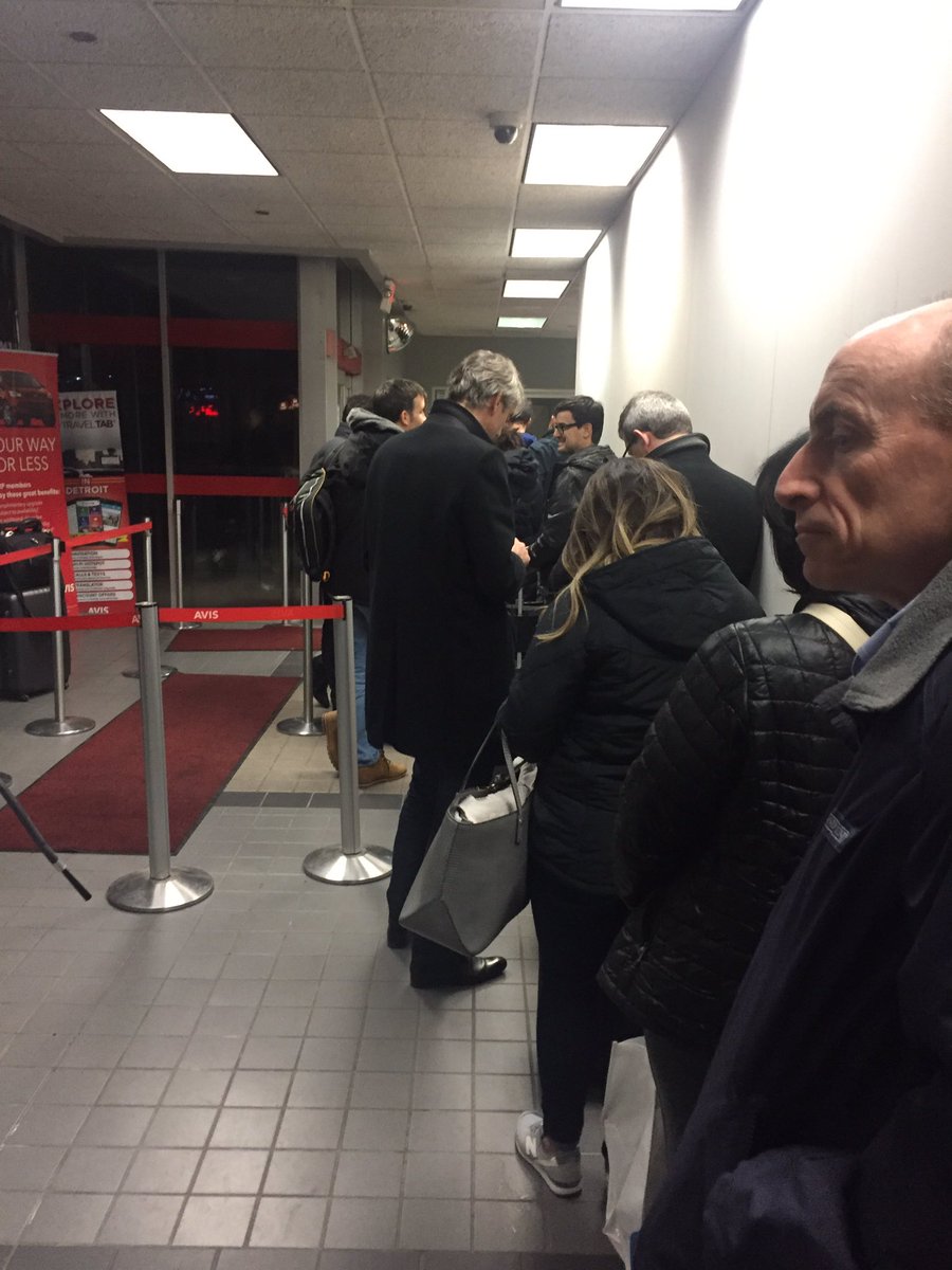 Rosanne3333's tweet photo. Avis DTW #avisclientsneedservice! https://t.co/gYI3lHYId1