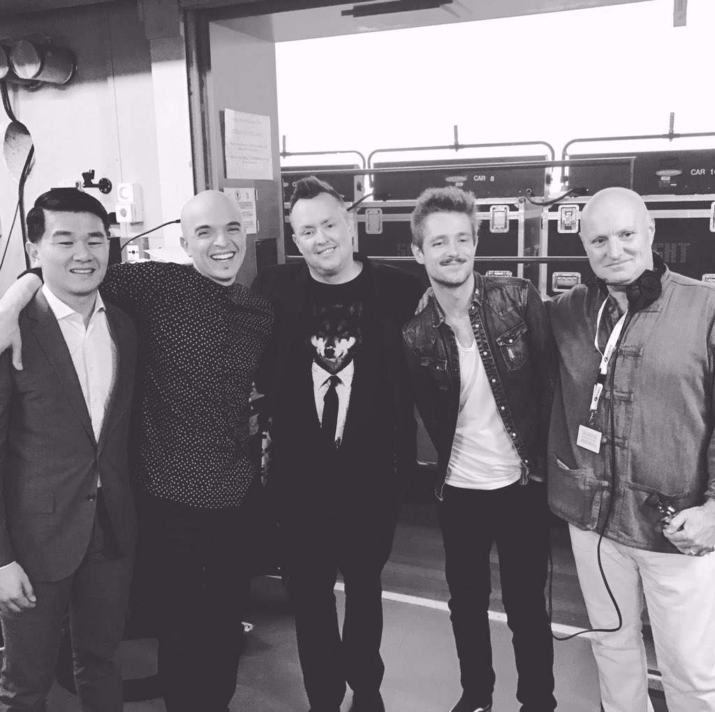 SOUVENIR DE MONTREUX Backstage après notre English gala <a href="/MikeWardca/">Mike Ward</a> <a href="/Adrien_Arnx/">Adrien Arnoux</a> <a href="/ronnychieng/">Ronny Chieng</a> and &amp; Paul Wheeler