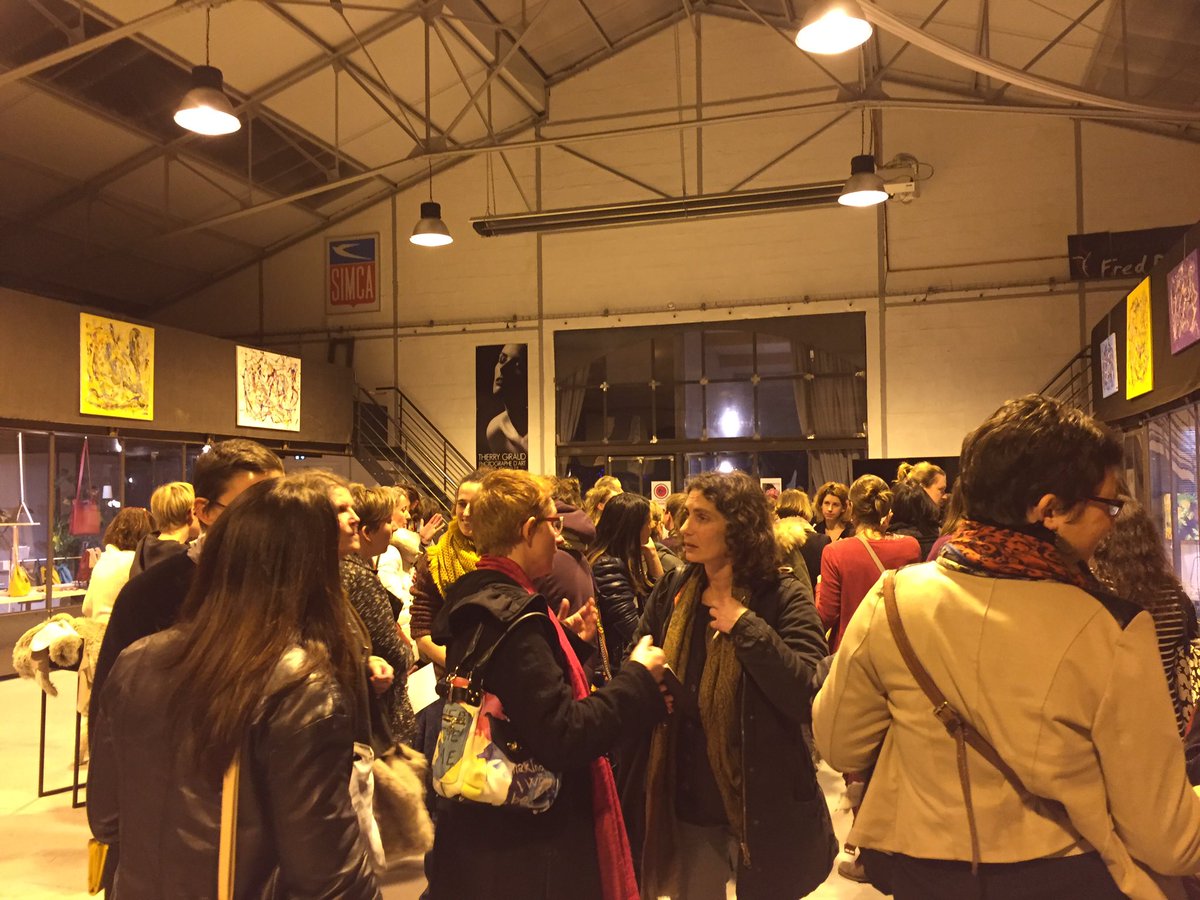 NazairElles's tweet photo. Nous sommes prêts de 100 #Nazairiennes réunies ce soir au Garage! #SaintNazaire #whoruntheworld #girls ✨ https://t.co/vJN1TOFB1J