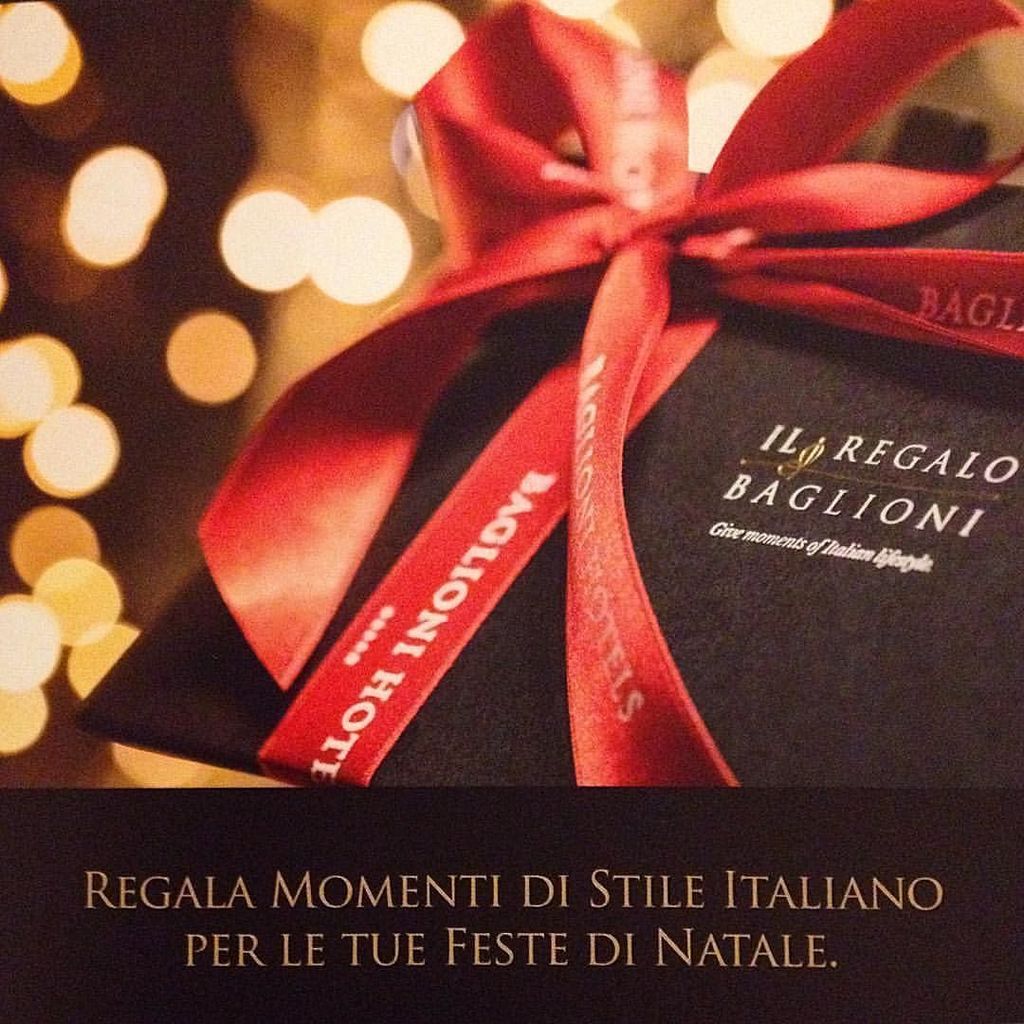 Baglioni_Hotels's tweet photo. Give #moments of #italian #lifestyle for your #festive #seasons #ilregalobaglioni #baglion… https://t.co/IUY57qTn98 https://t.co/aUCkemYSOi