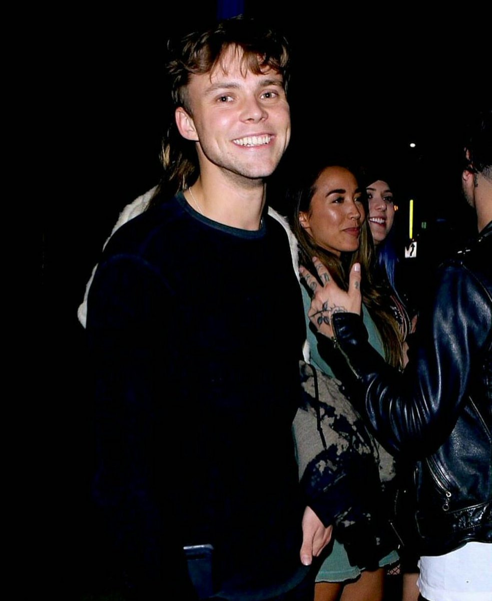 5soswith_fans's tweet photo. I weź tu spróbuj się nie zakochać 😍😍 https://t.co/aNn1CsCUsX