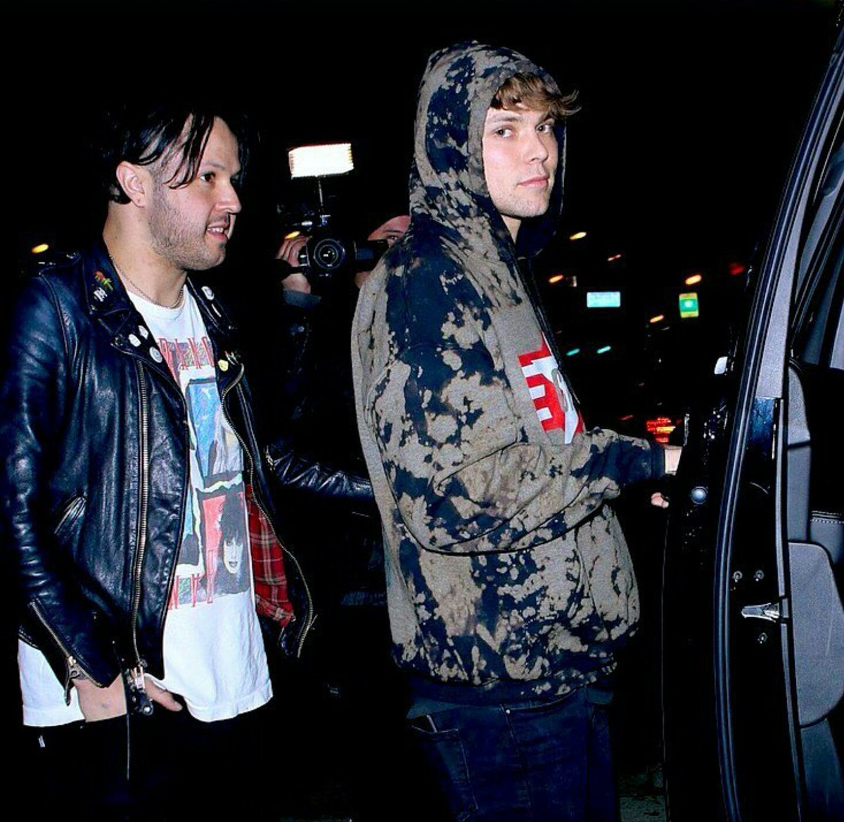 5soswith_fans's tweet photo. I weź tu spróbuj się nie zakochać 😍😍 https://t.co/aNn1CsCUsX