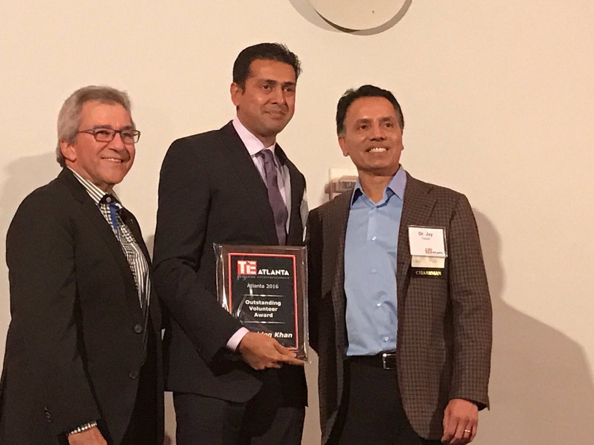 musaddeqkhan's tweet photo. Thank you @tieatlanta for the opportunity, recognition &amp; award. Will miss @thakurster #Entrepreneurs #payitforward https://t.co/jbWJGymrqQ